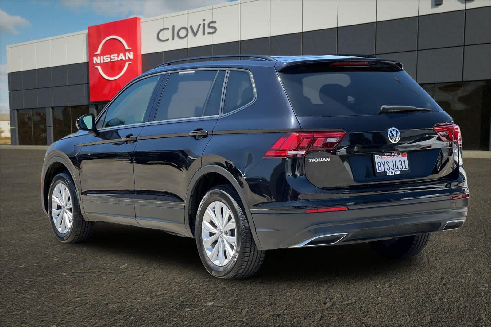 Thumbnail: 2018 Volkswagen Tiguan - 6
