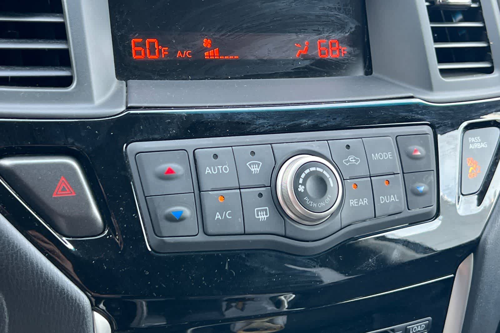 Thumbnail: 2015 Nissan Pathfinder - 22