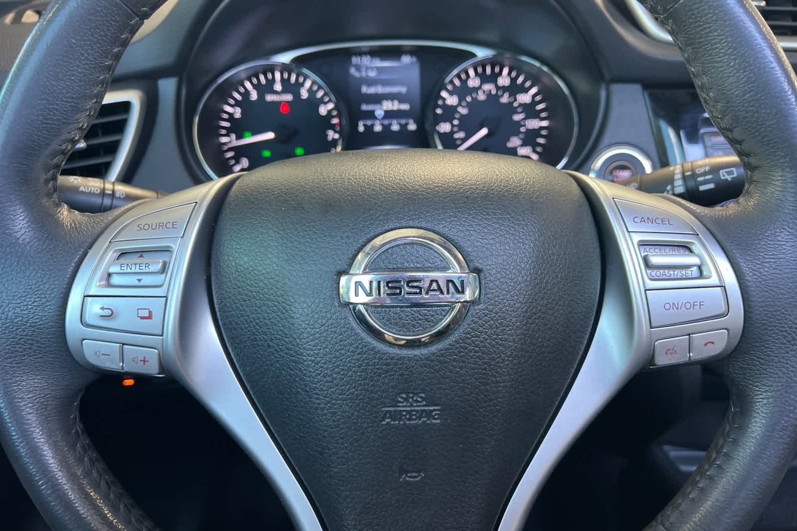 Thumbnail: 2014 Nissan Rogue - 27