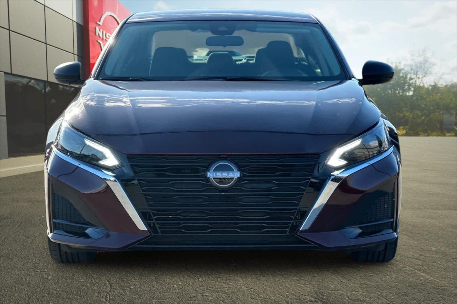 Thumbnail: 2024 Nissan Altima - 11