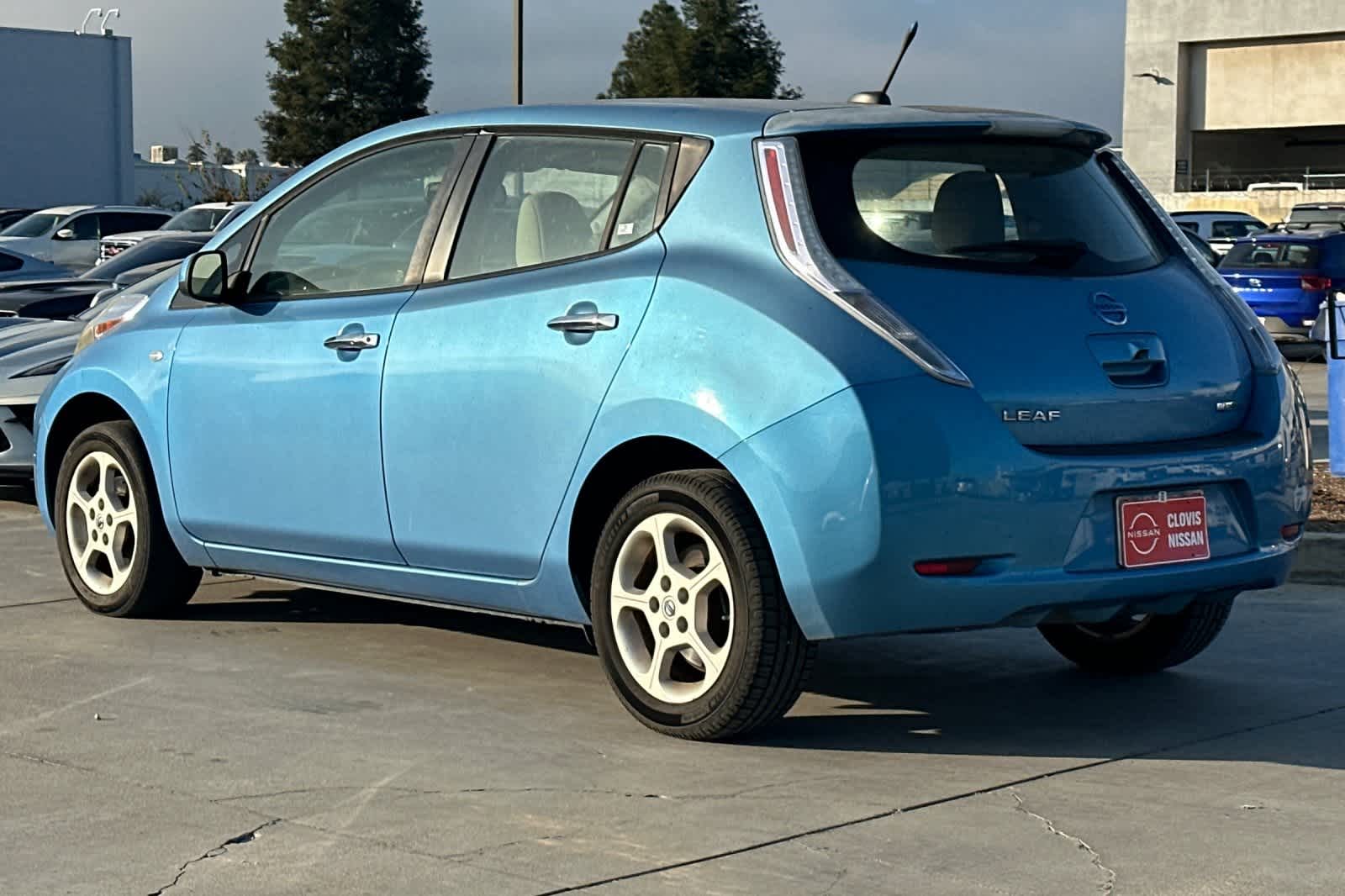 Thumbnail: 2011 Nissan Leaf - 7
