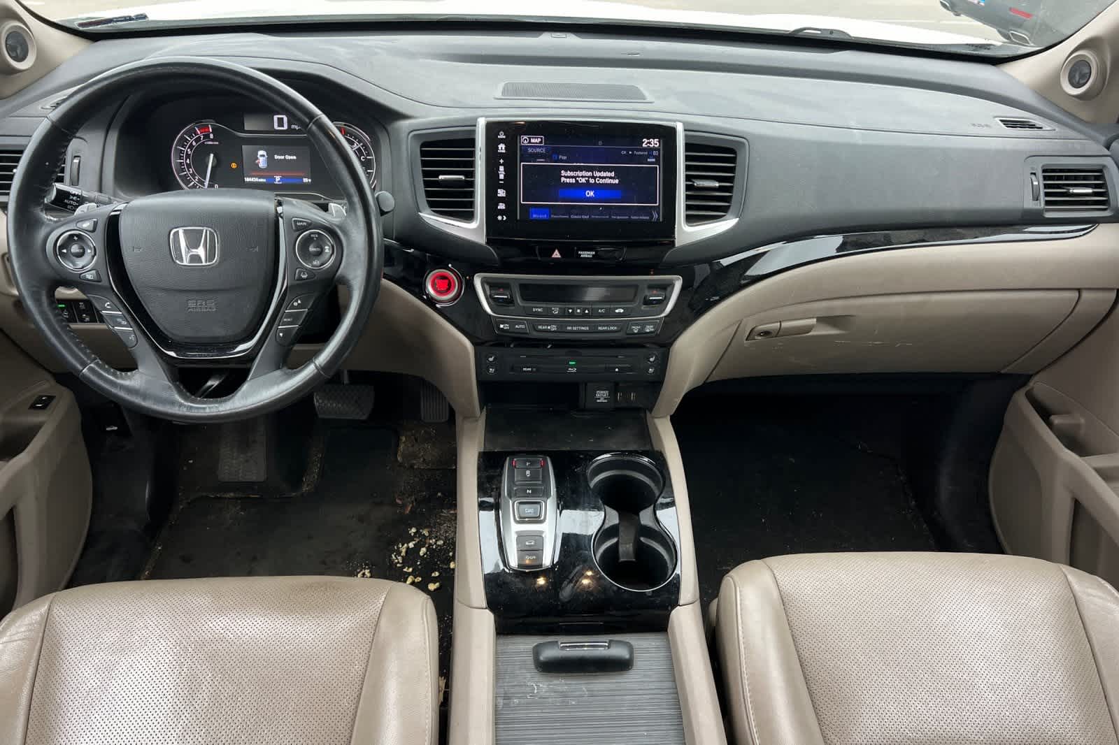 Thumbnail: 2017 Honda Pilot - 4