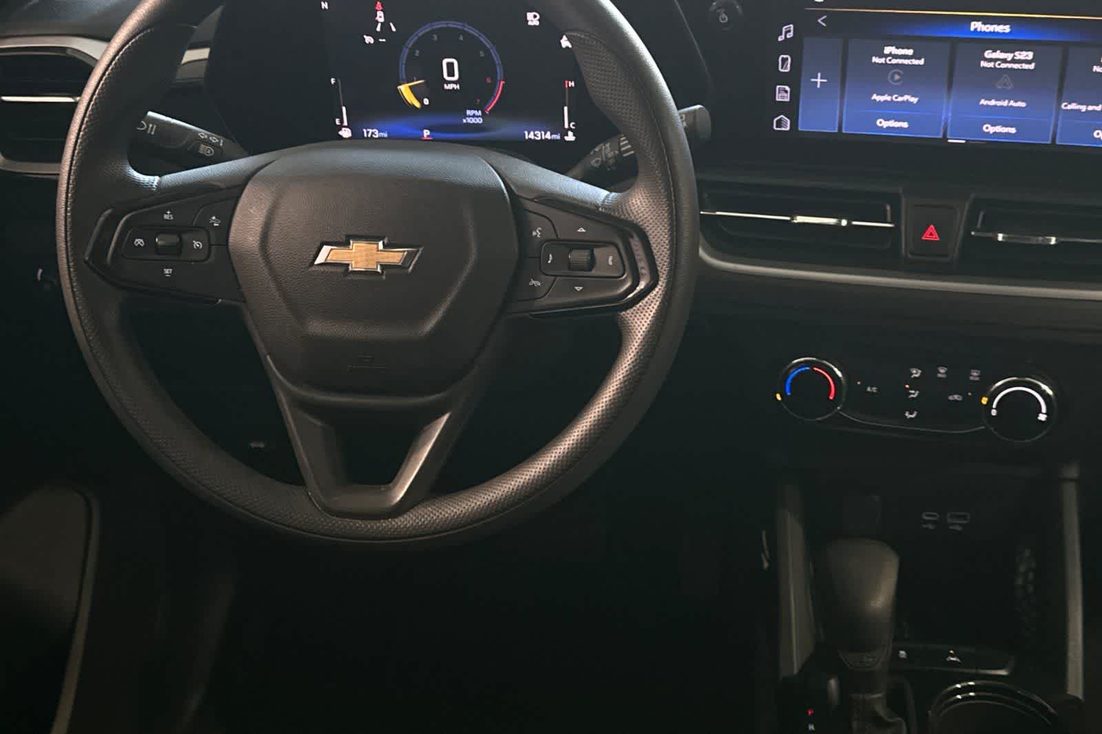 Thumbnail: 2025 Chevrolet TrailBlazer - 16