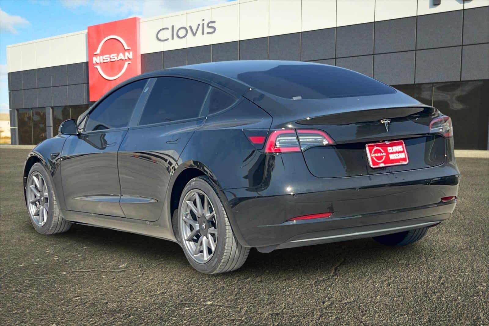 Thumbnail: 2021 Tesla Model 3 - 7