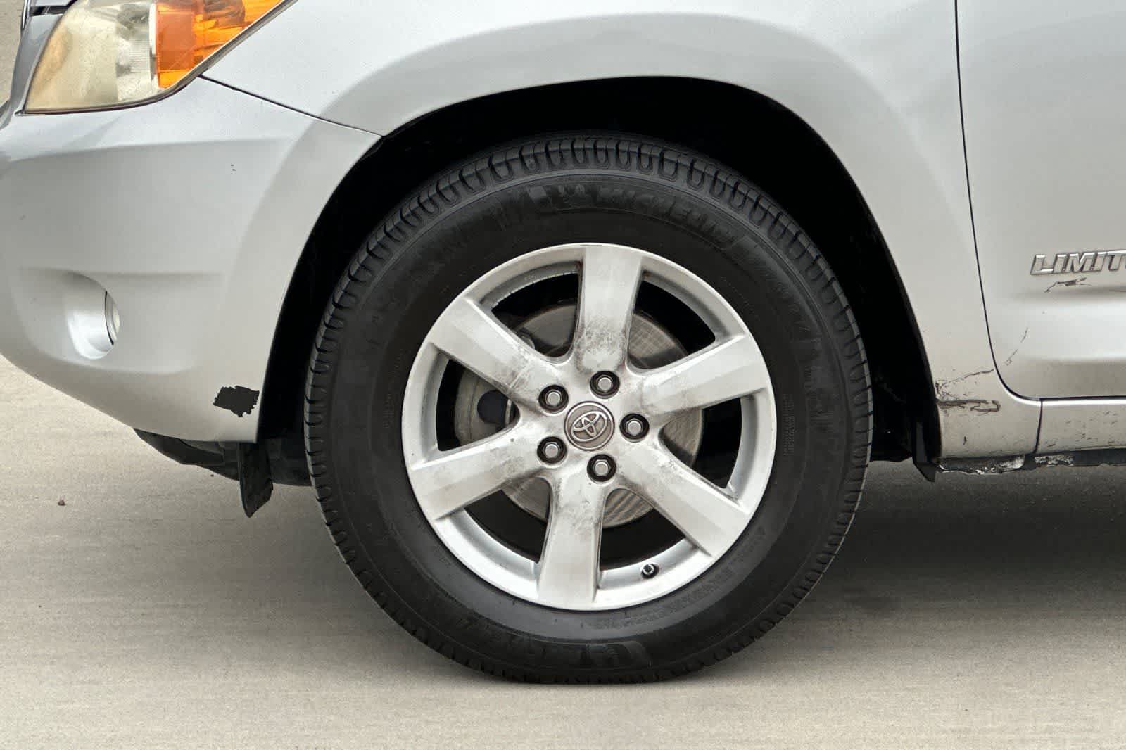 Thumbnail: 2008 Toyota RAV4 - 33