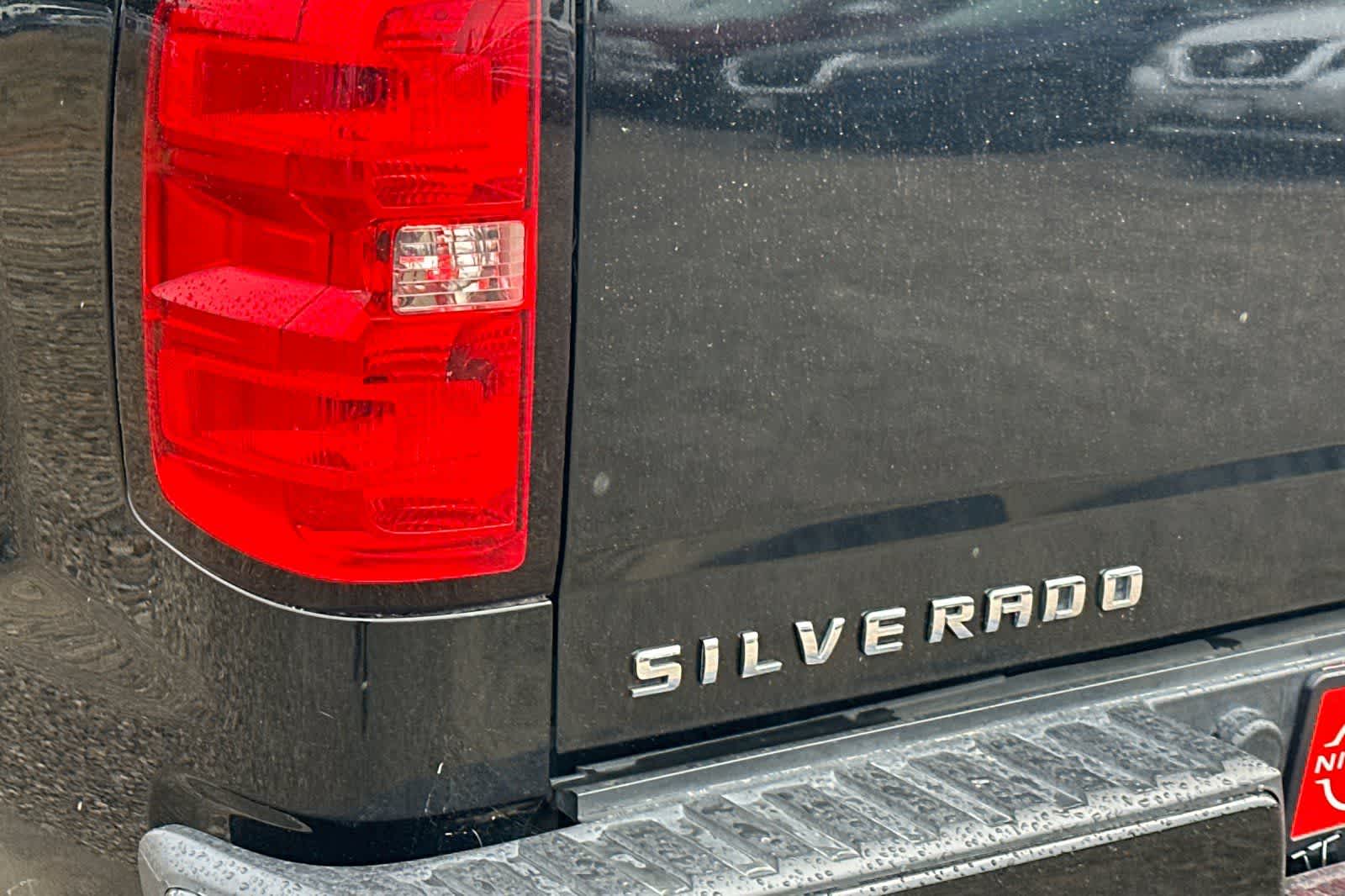 Thumbnail: 2018 Chevrolet Silverado 1500 - 13