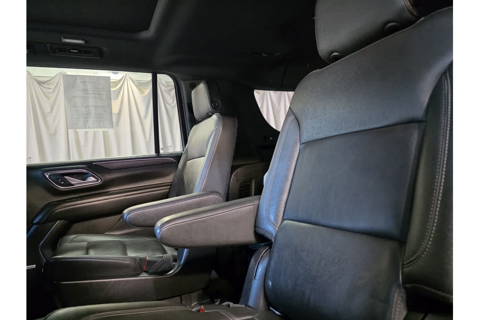 Thumbnail: 2022 Chevrolet Suburban - 15