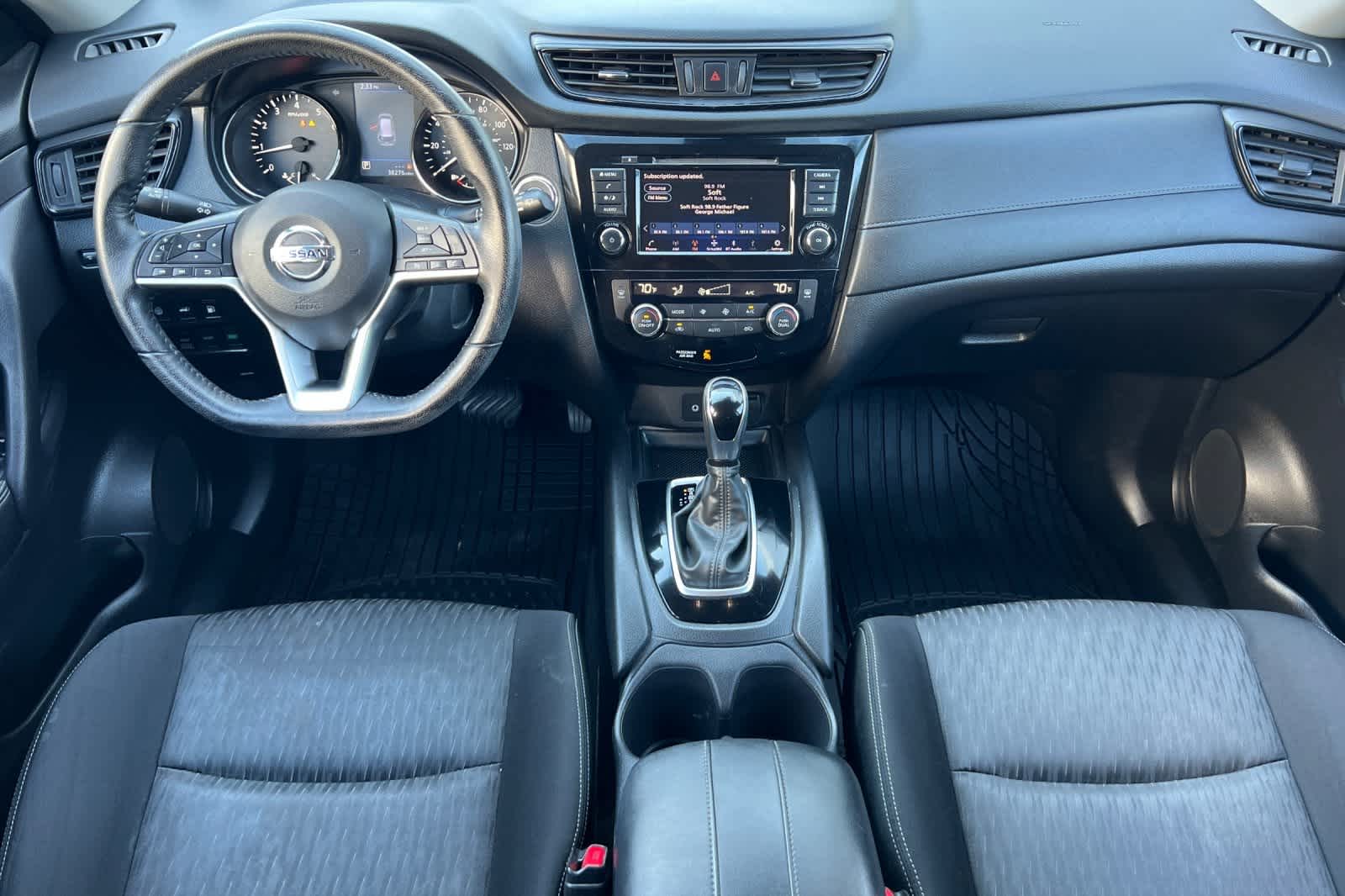 Thumbnail: 2020 Nissan Rogue - 4