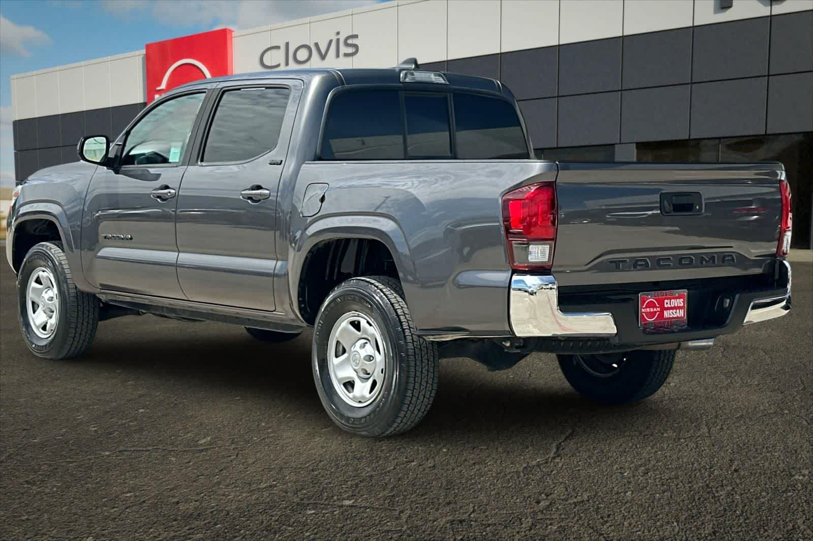 Thumbnail: 2021 Toyota Tacoma - 7