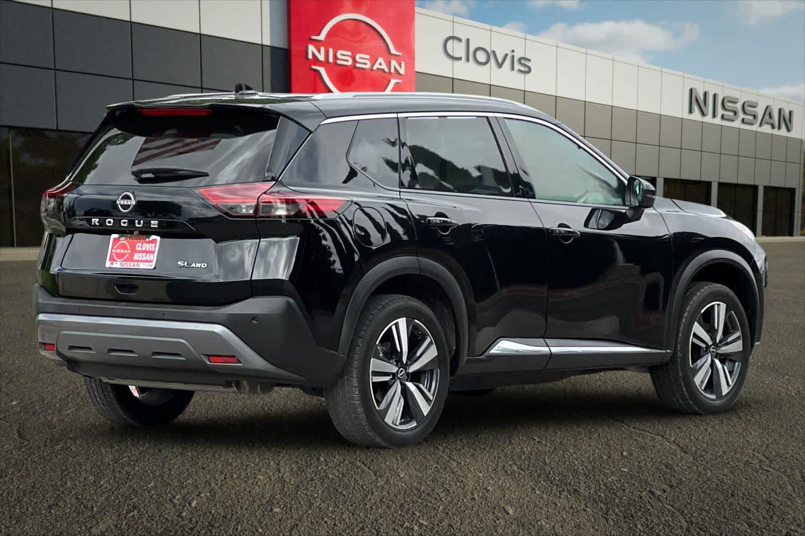 Thumbnail: 2023 Nissan Rogue - 2