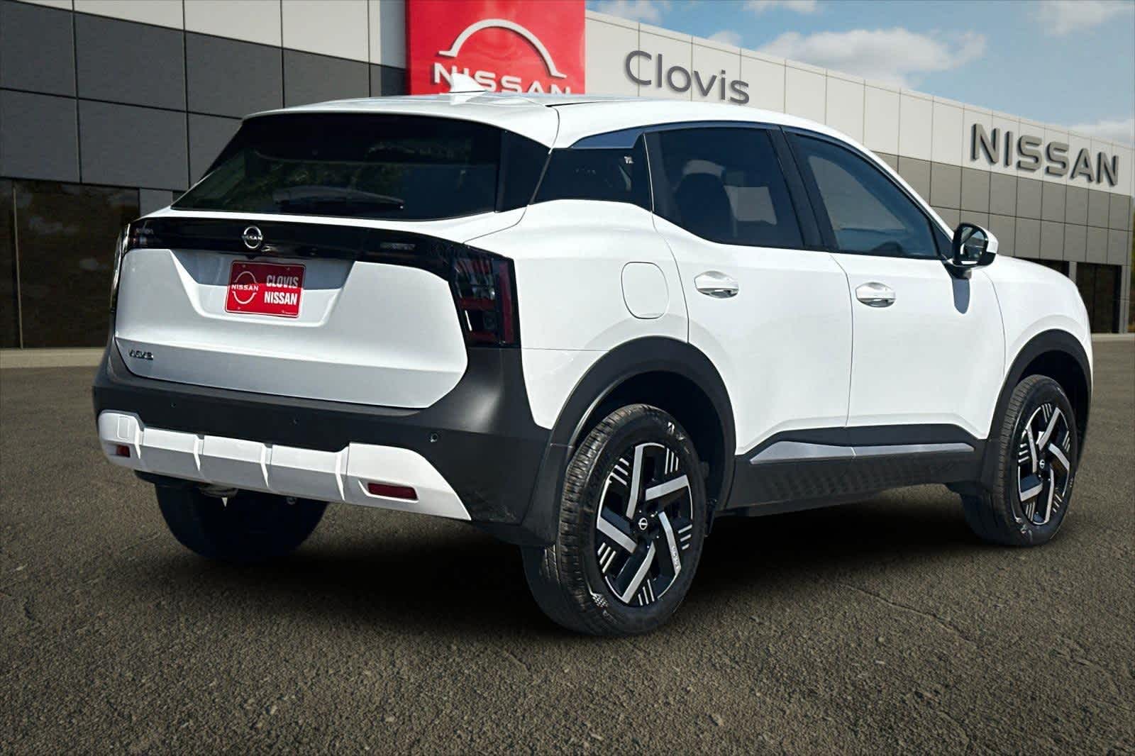 Thumbnail: 2025 Nissan Kicks - 3