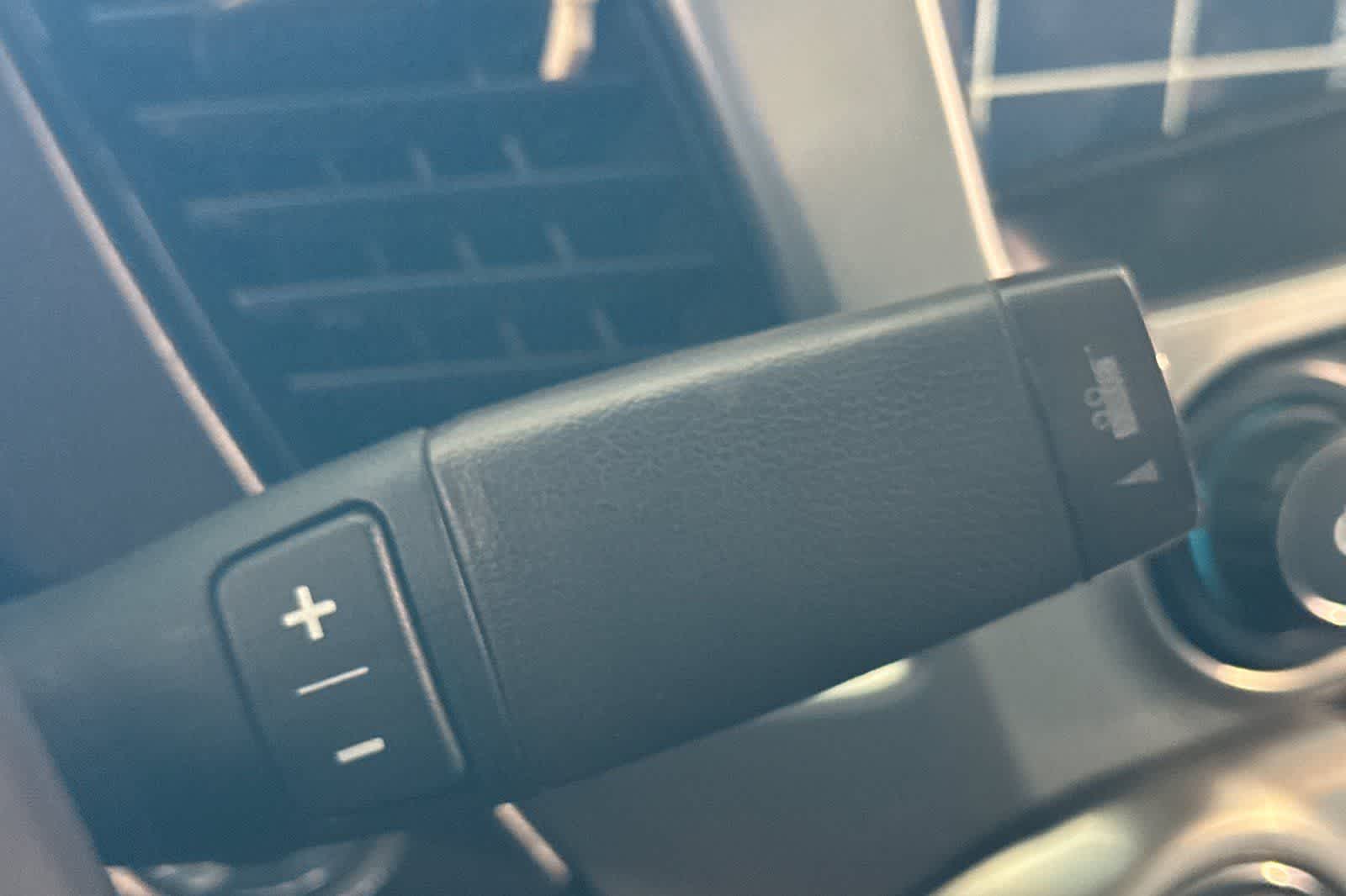 Thumbnail: 2015 Chevrolet Suburban - 25