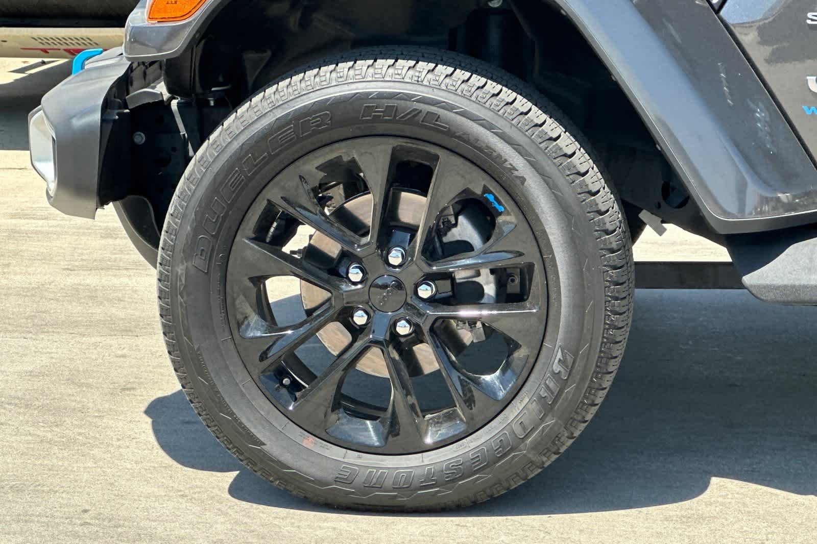 Thumbnail: 2023 Jeep Wrangler - 12