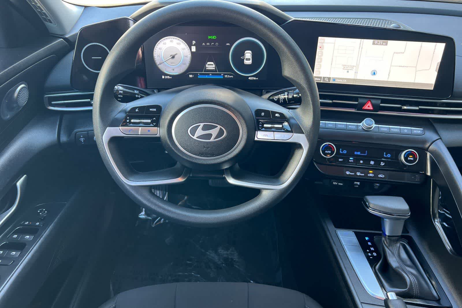 Thumbnail: 2024 Hyundai Elantra - 15