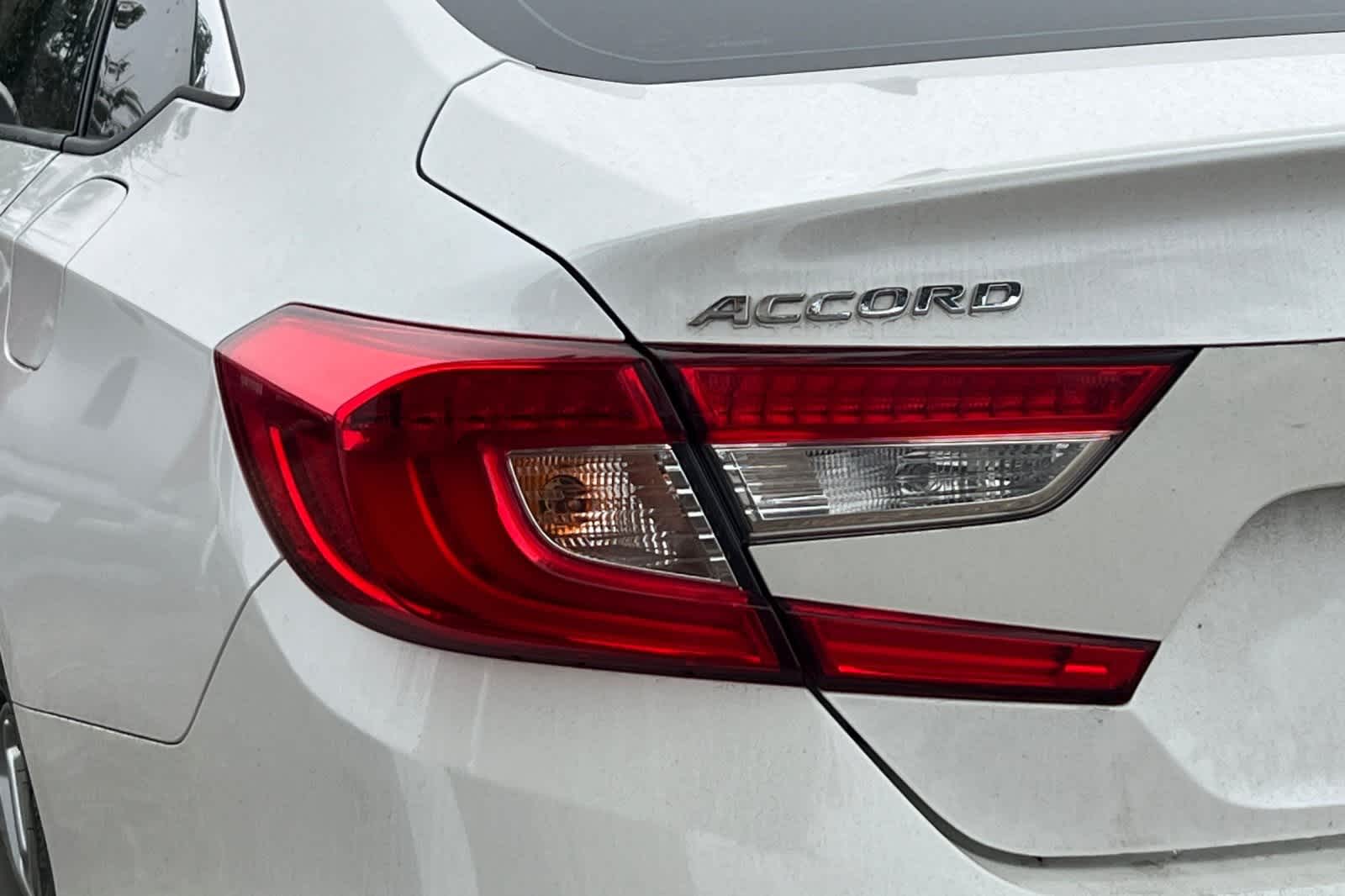 Thumbnail: 2018 Honda Accord - 15