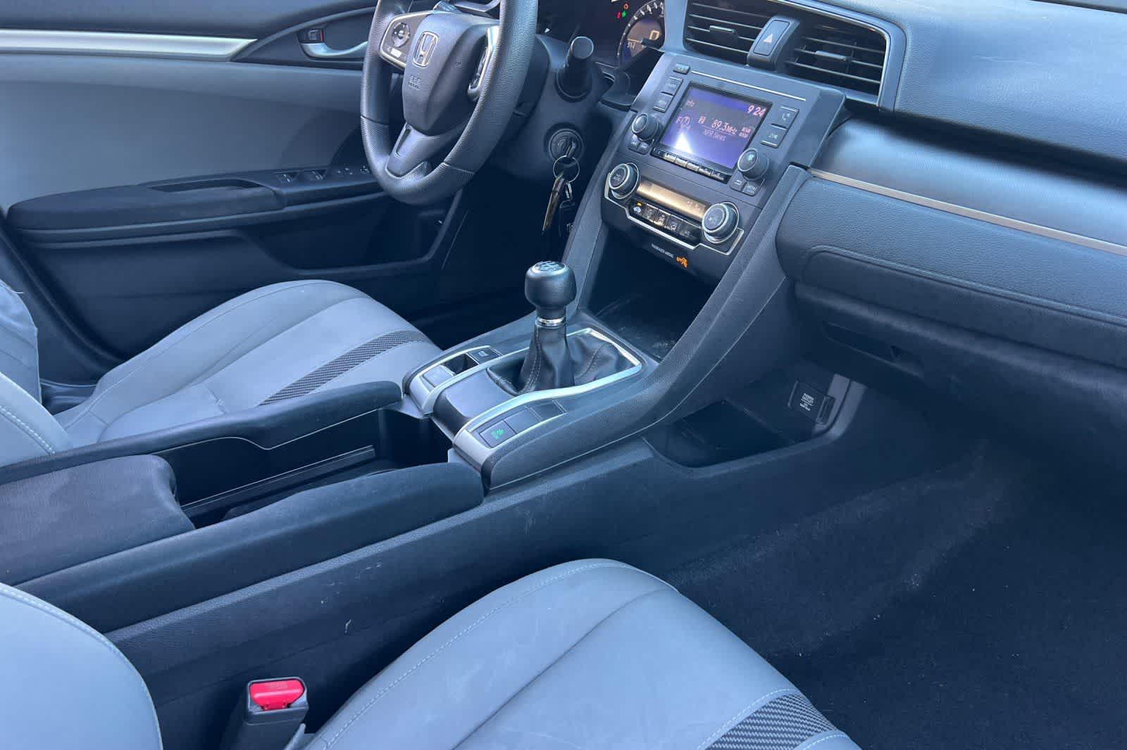 Thumbnail: 2016 Honda Civic - 17