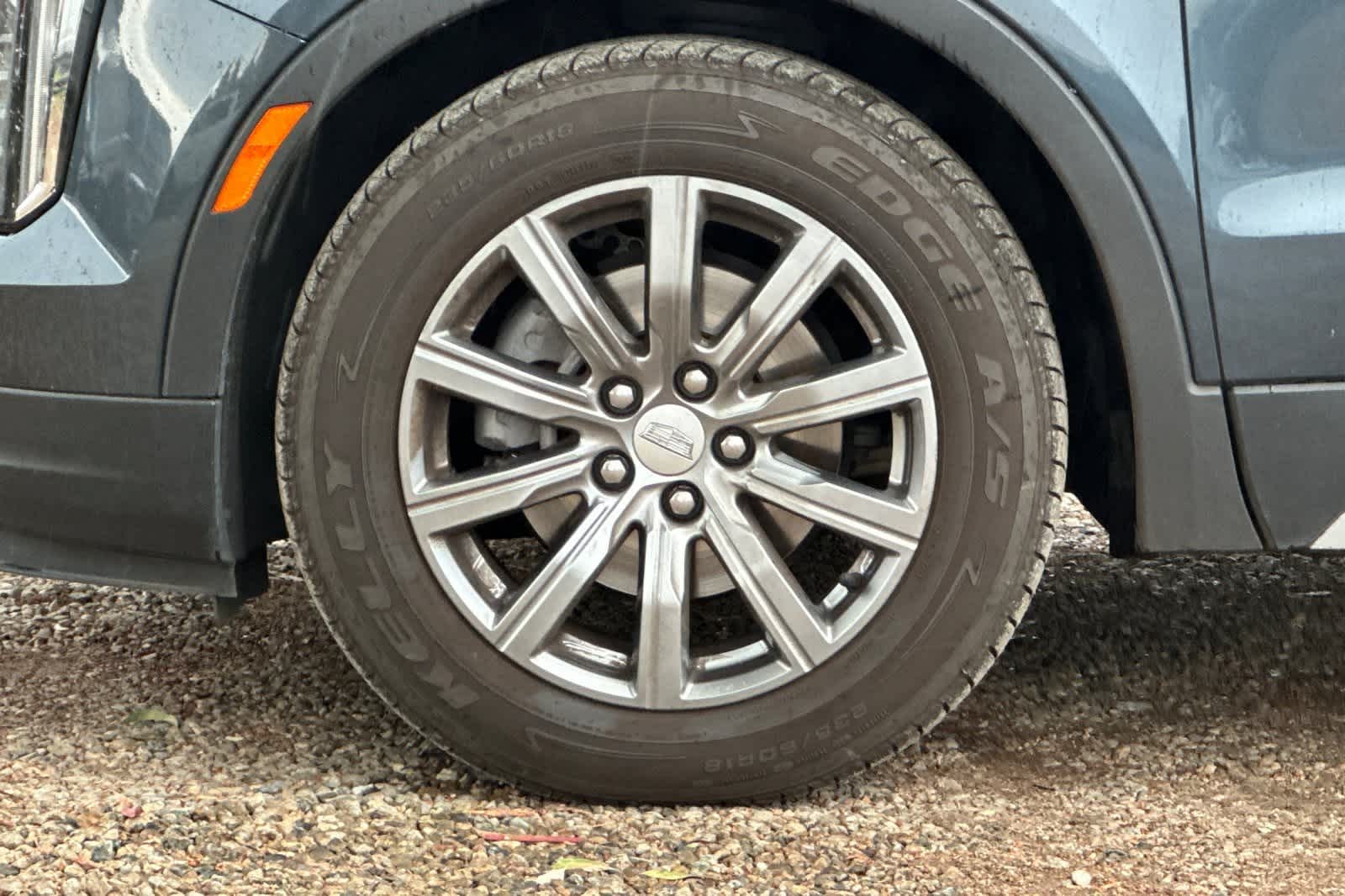 Thumbnail: 2020 Cadillac XT4 - 12