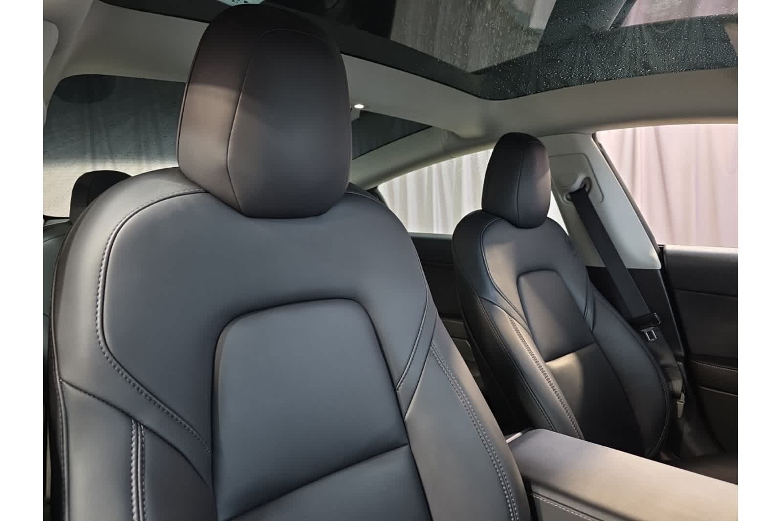 Thumbnail: 2023 Tesla Model 3 - 16