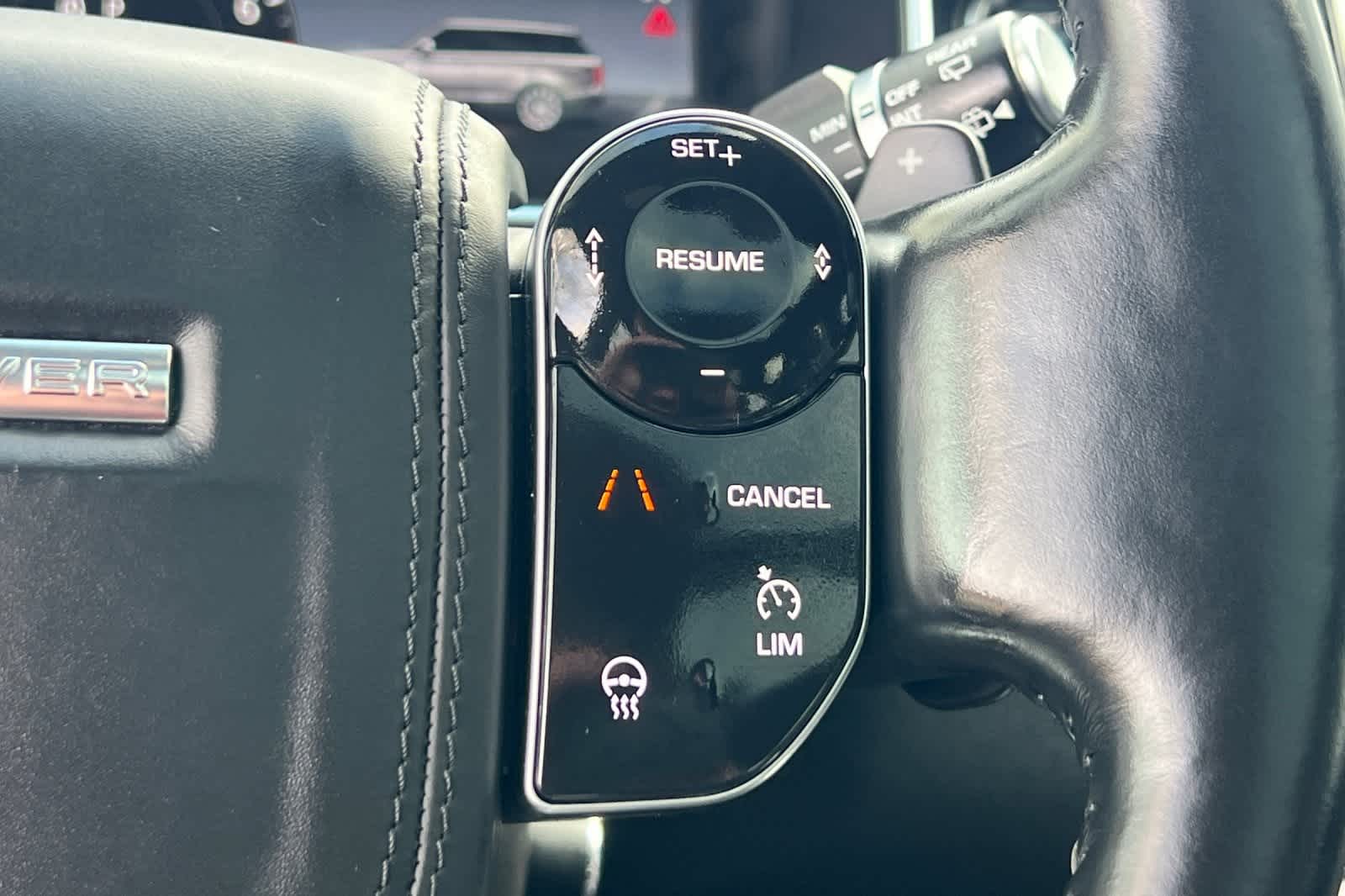 Thumbnail: 2021 Land Rover Range Rover - 32