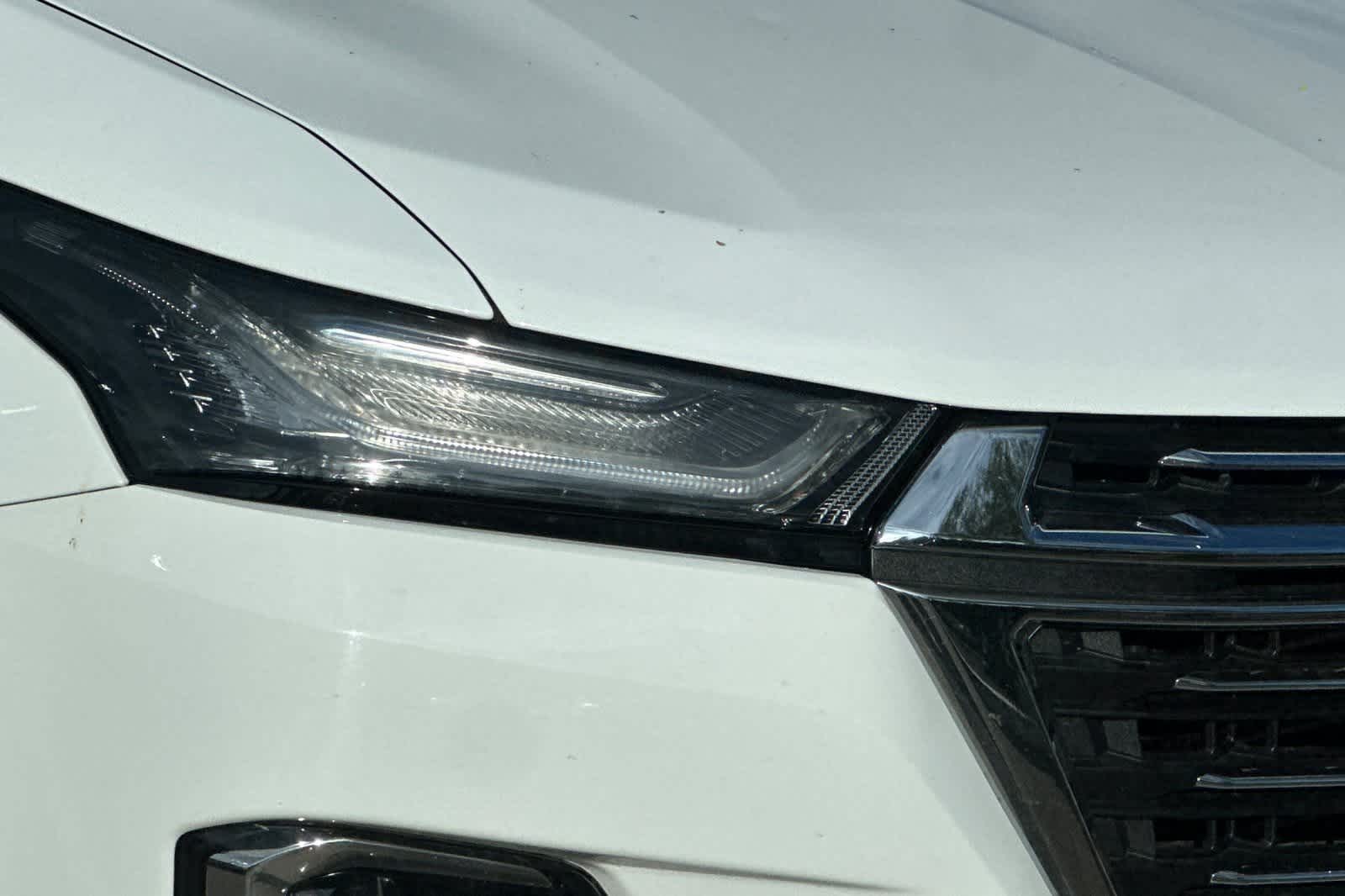 Thumbnail: 2023 Chevrolet Traverse - 36