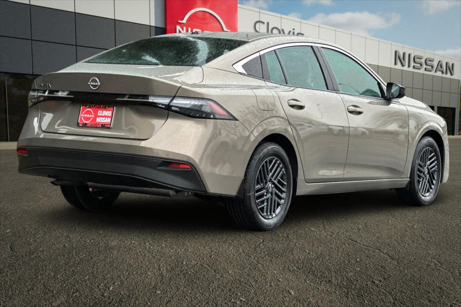 Thumbnail: 2026 Nissan Sentra - 3