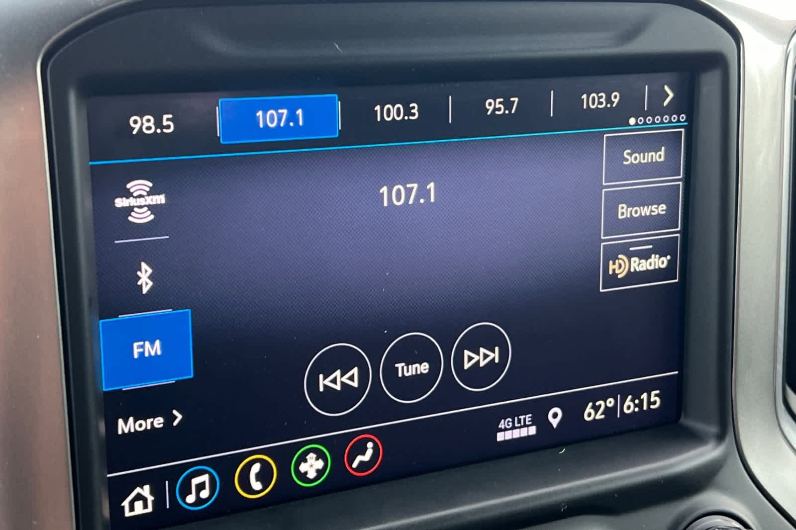 Thumbnail: 2019 Chevrolet Silverado 1500 - 18