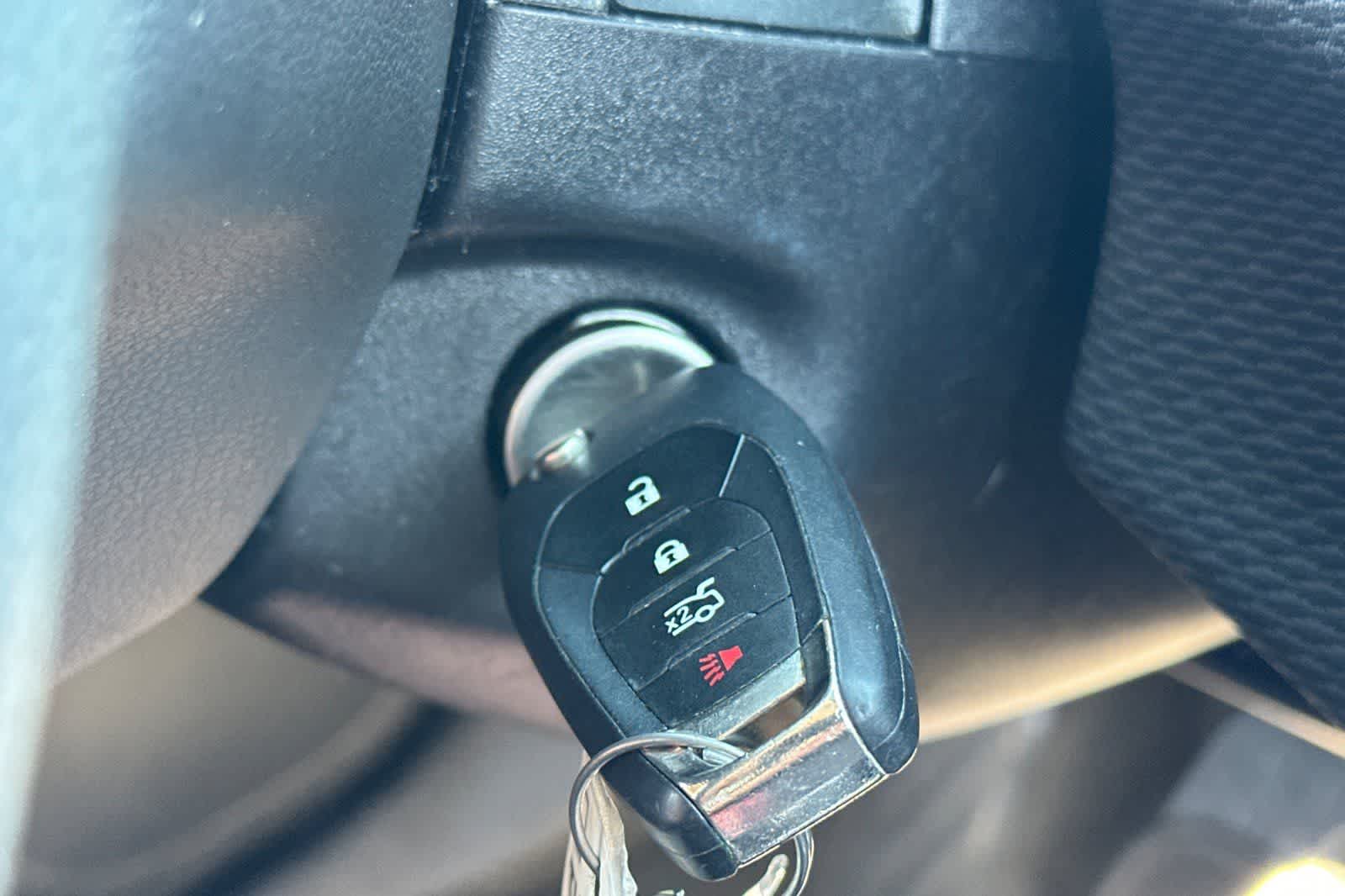 Thumbnail: 2017 Chevrolet Cruze - 23