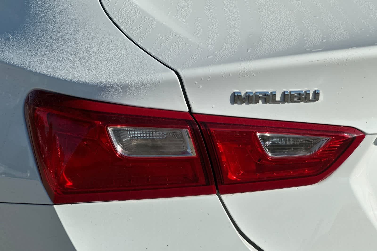 Thumbnail: 2017 Chevrolet Malibu - 13