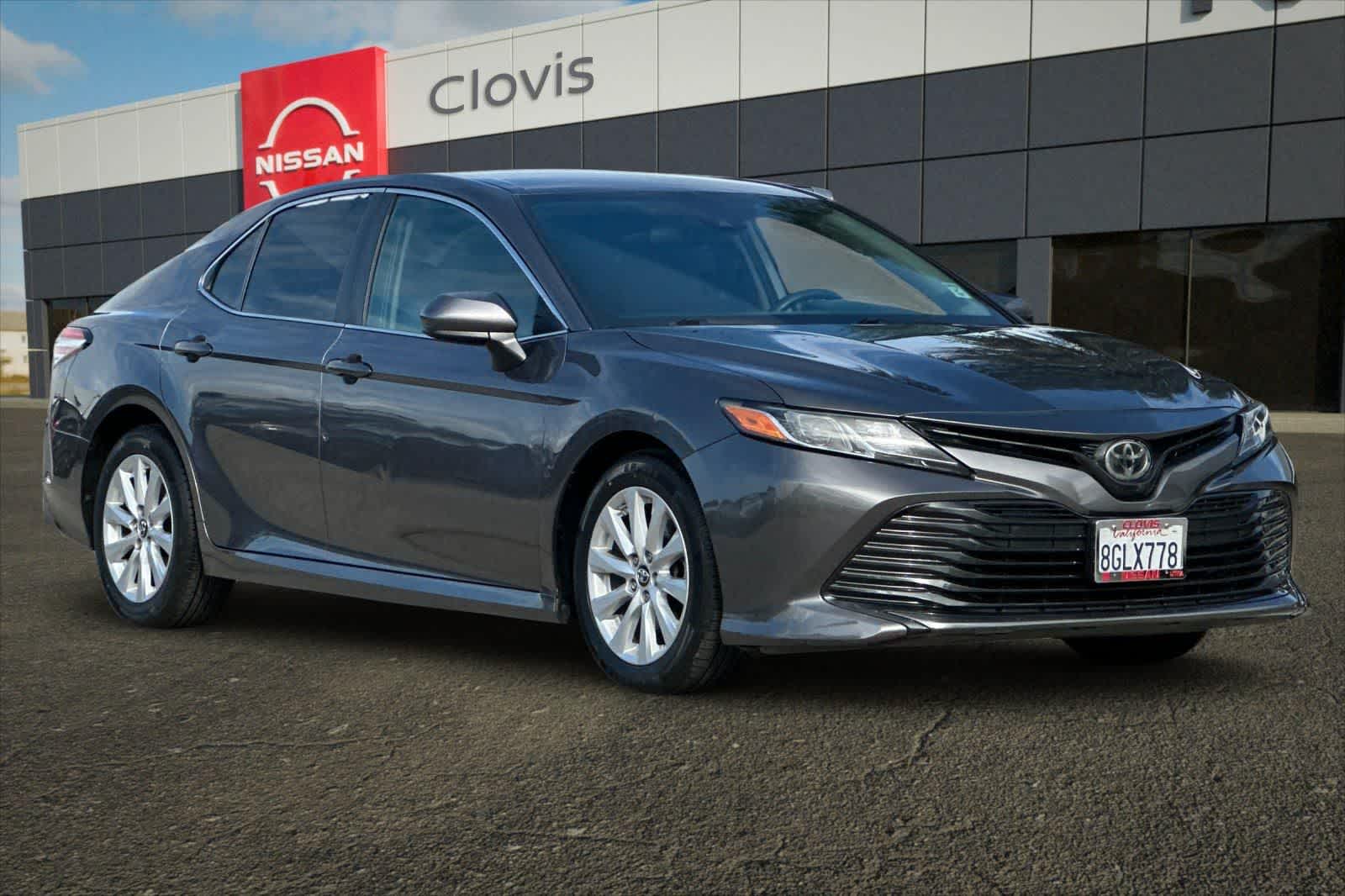 Thumbnail: 2018 Toyota Camry - 10