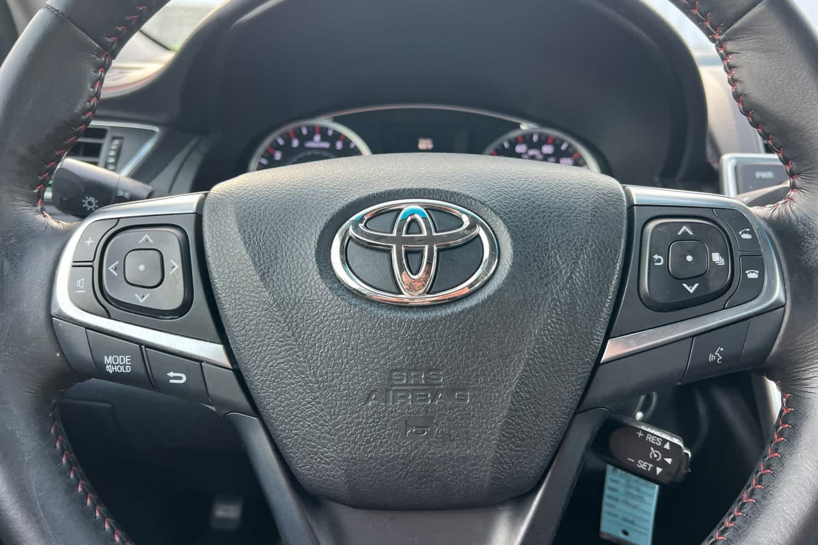 Thumbnail: 2016 Toyota Camry - 24