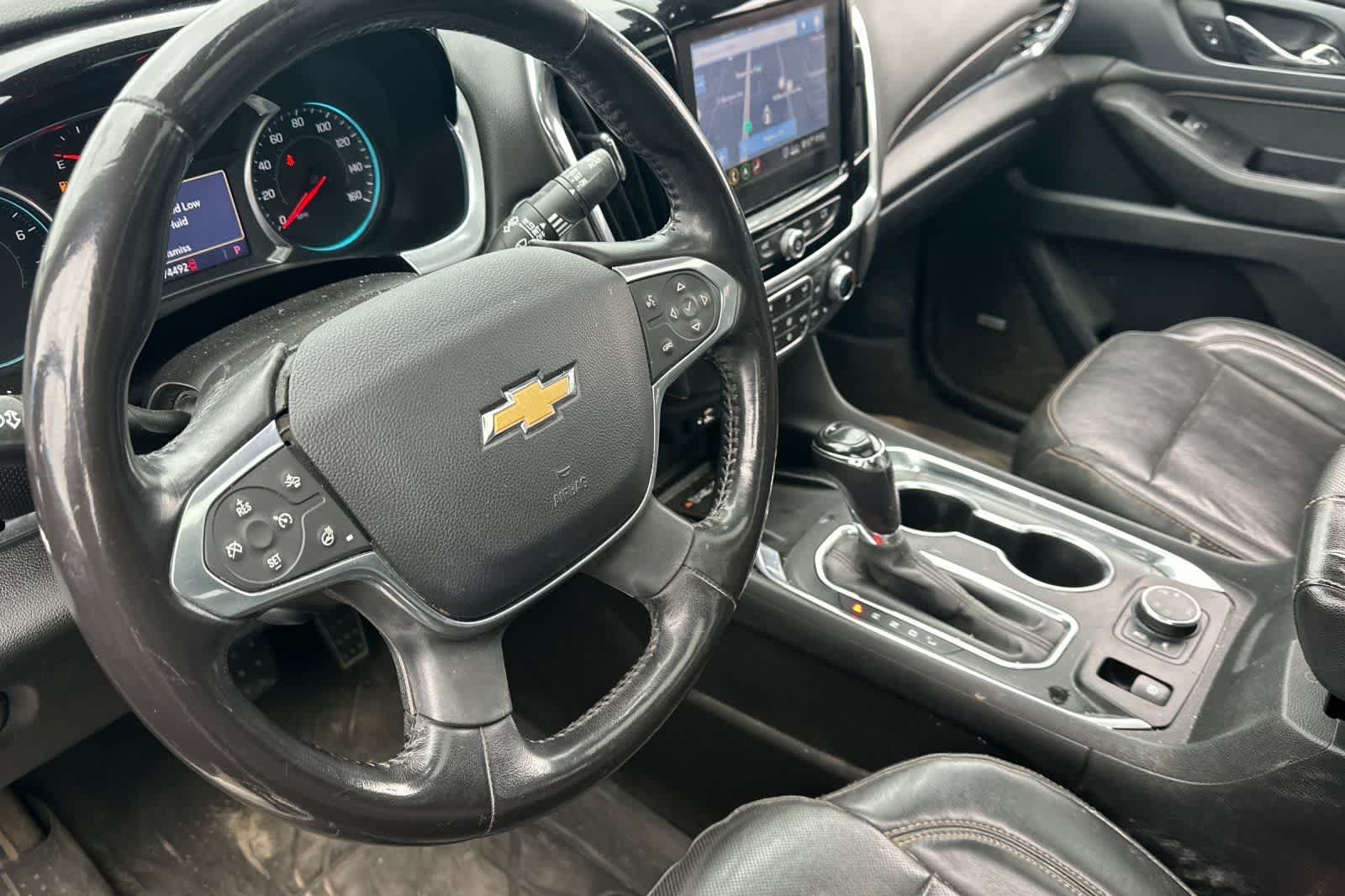 Thumbnail: 2020 Chevrolet Traverse - 14