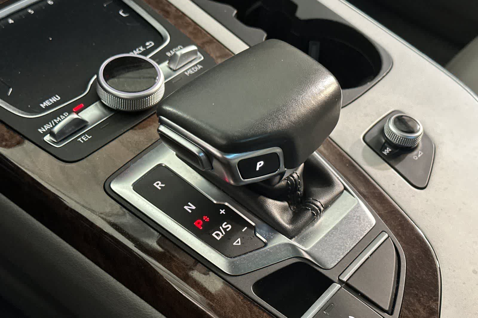 Thumbnail: 2018 Audi Q7 - 25