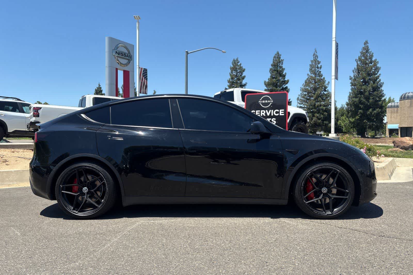 Thumbnail: 2021 Tesla Model Y - 4