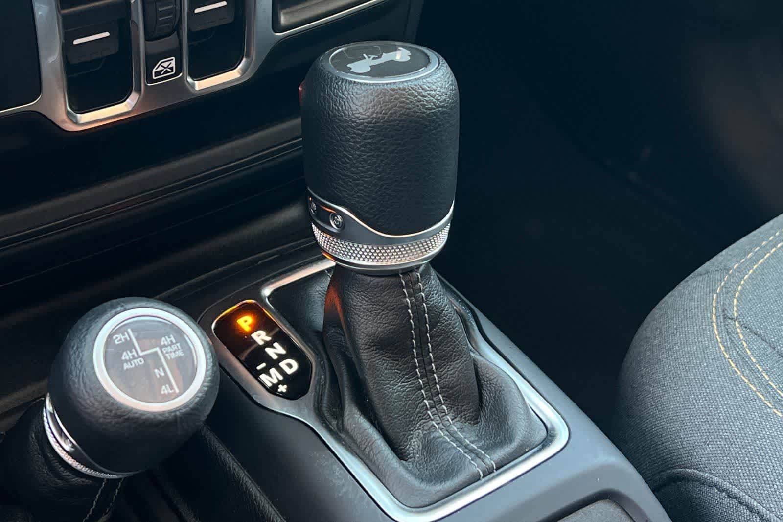 Thumbnail: 2025 Jeep Wrangler - 22