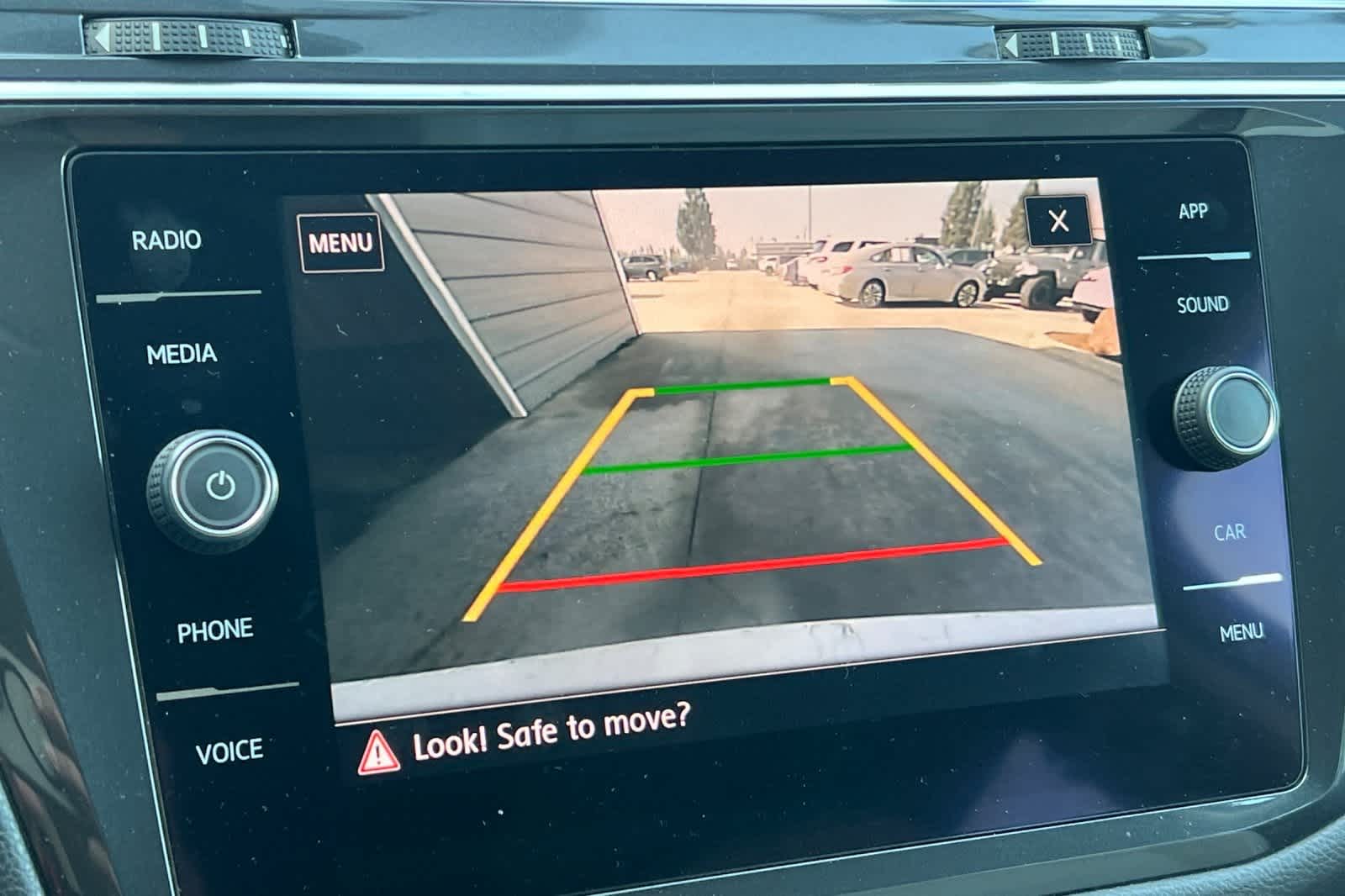 Thumbnail: 2019 Volkswagen Tiguan - 20