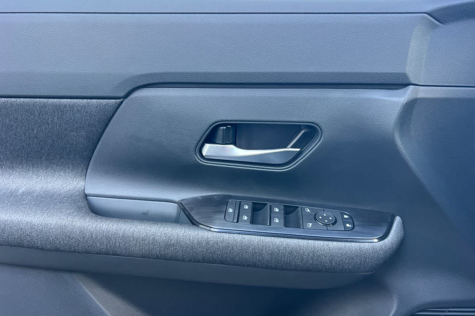 Thumbnail: 2026 Nissan Kicks - 13