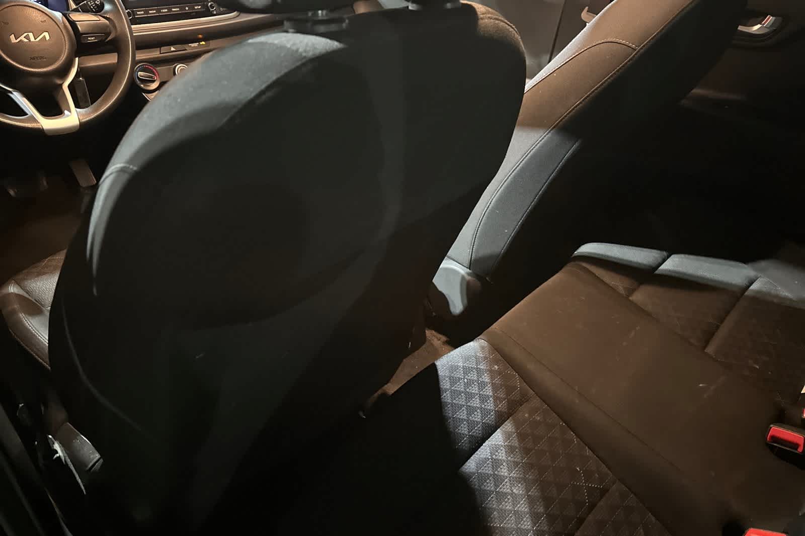 Thumbnail: 2023 Kia Rio - 5