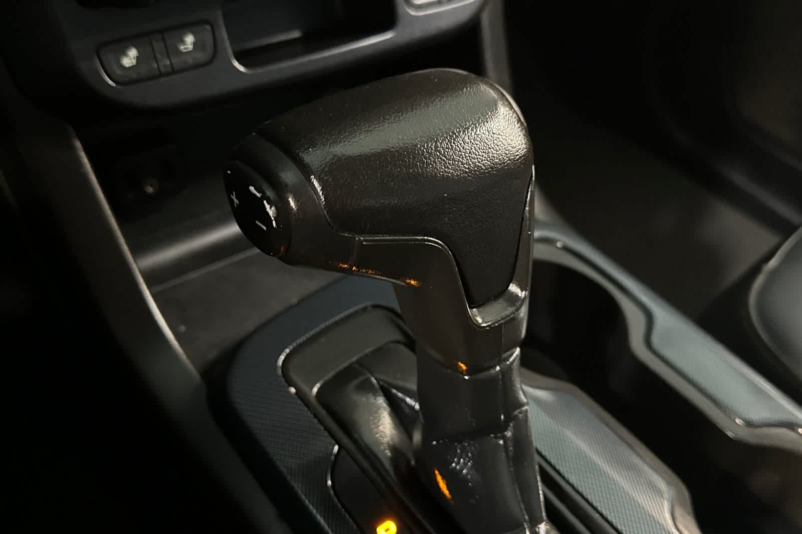 Thumbnail: 2019 Chevrolet Colorado - 25