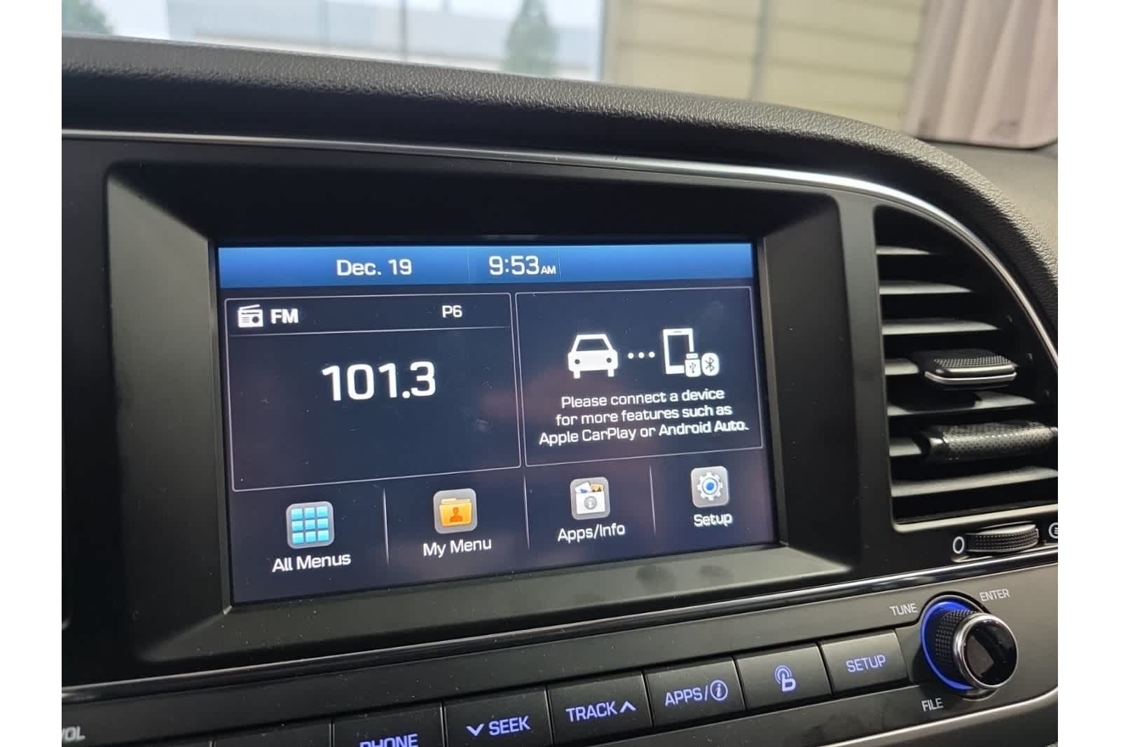 Thumbnail: 2017 Hyundai Elantra - 21