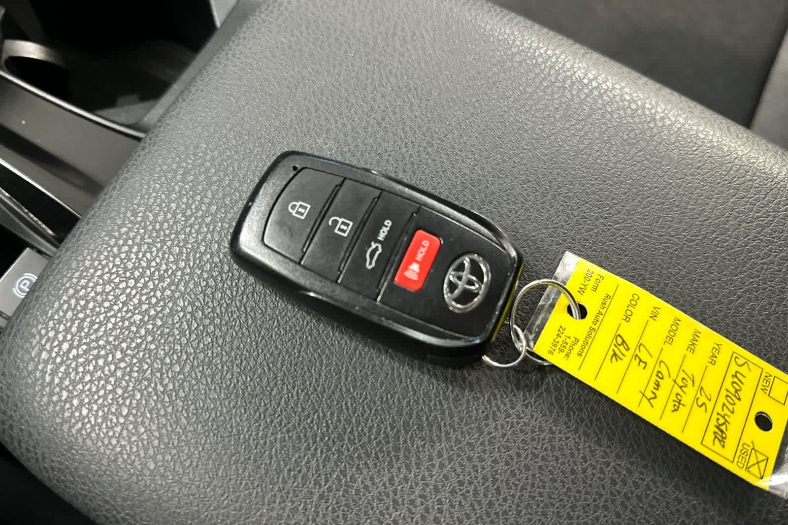 Thumbnail: 2025 Toyota Camry - 27