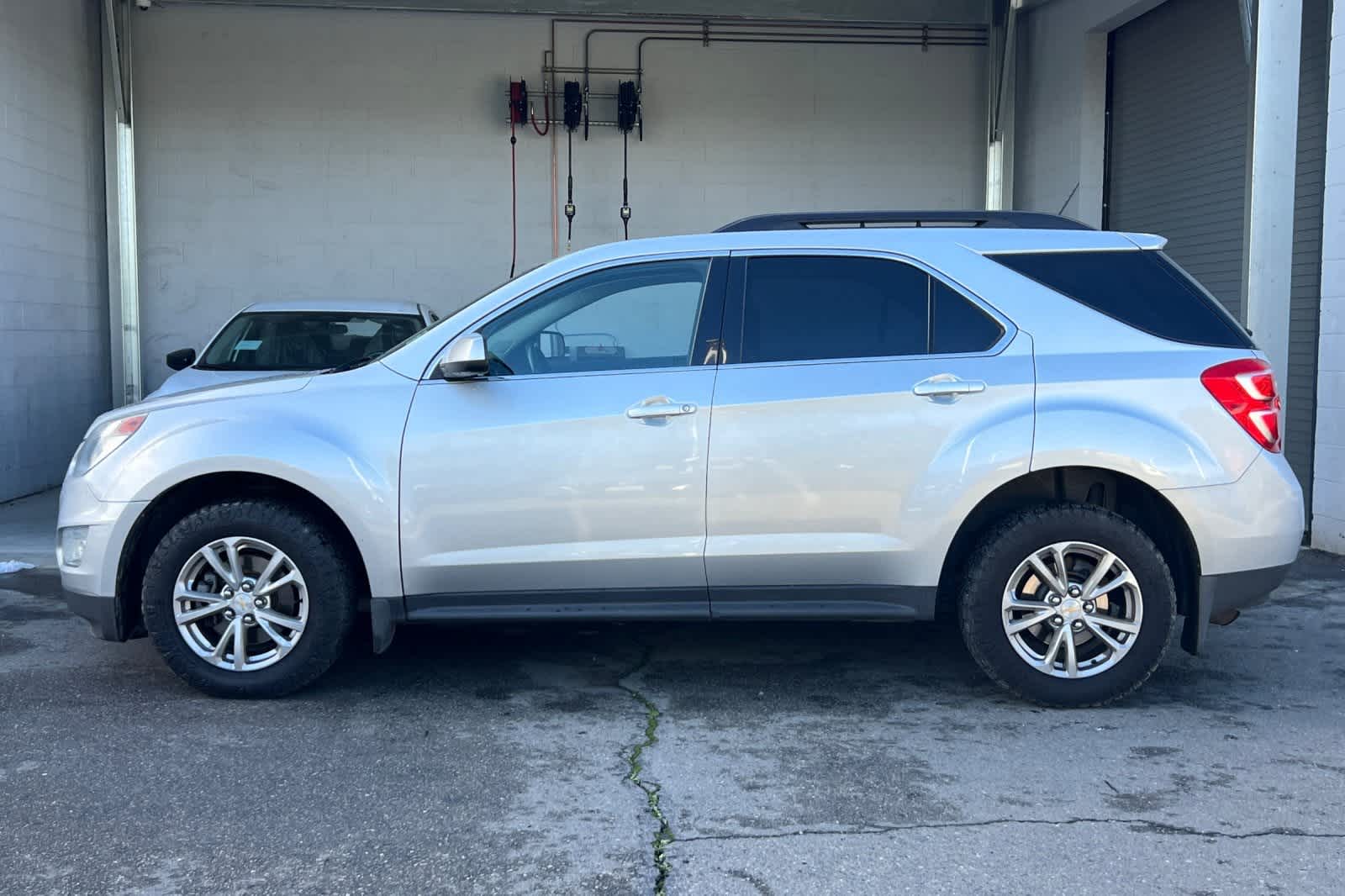 Thumbnail: 2016 Chevrolet Equinox - 6