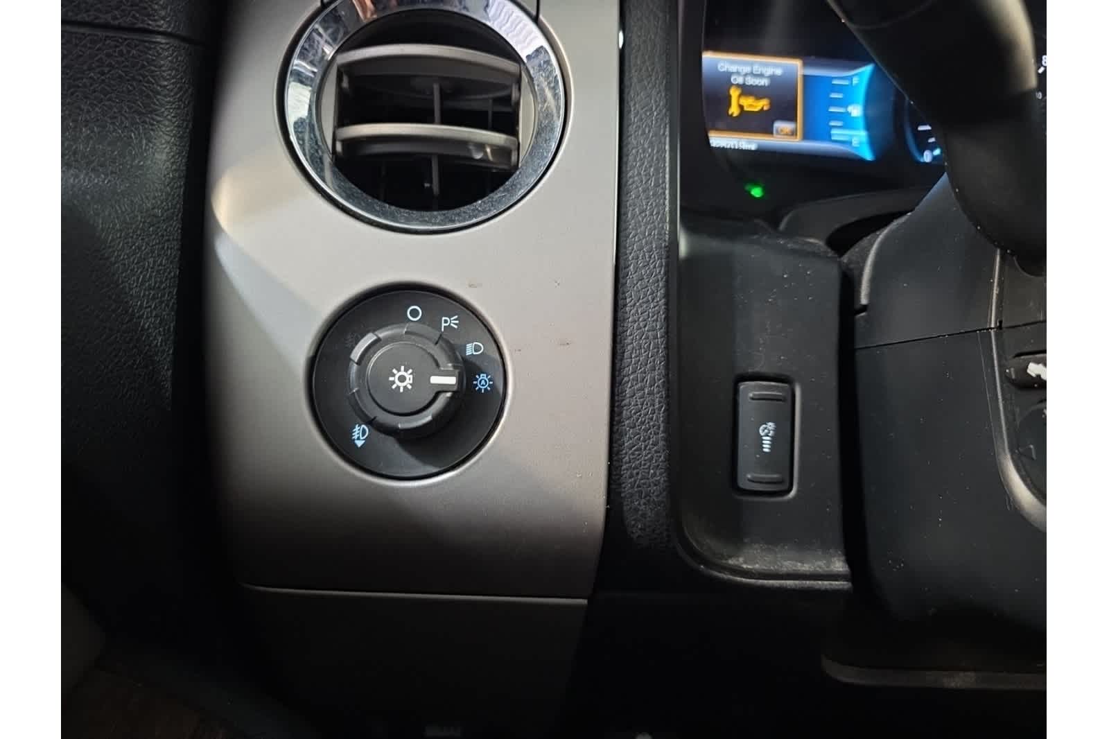 Thumbnail: 2017 Ford Expedition - 31