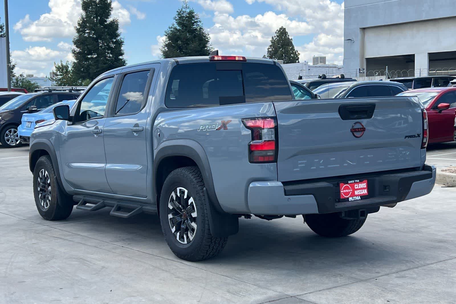 Thumbnail: 2024 Nissan Frontier - 7
