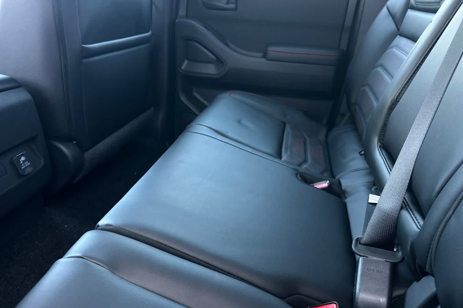 Thumbnail: 2026 Nissan Frontier - 5