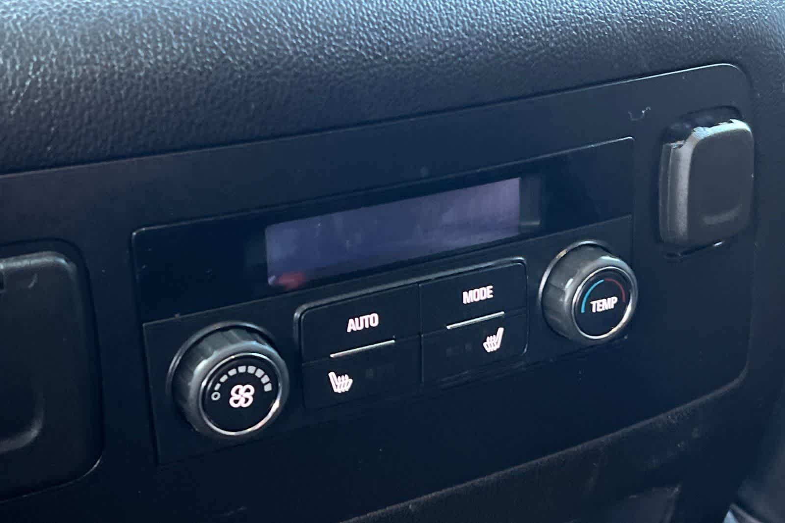 Thumbnail: 2020 Chevrolet Tahoe - 15