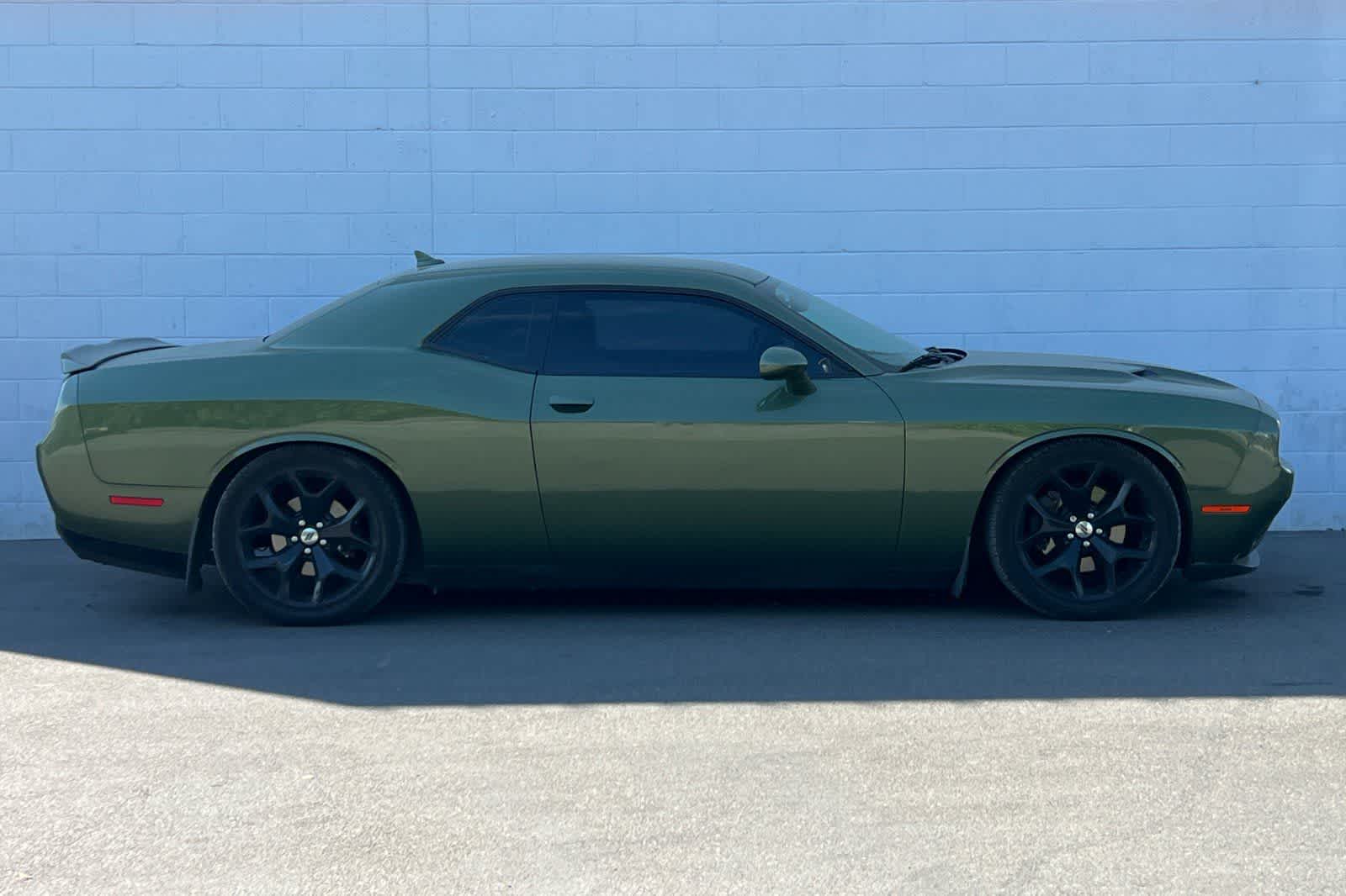 Thumbnail: 2018 Dodge Challenger - 9