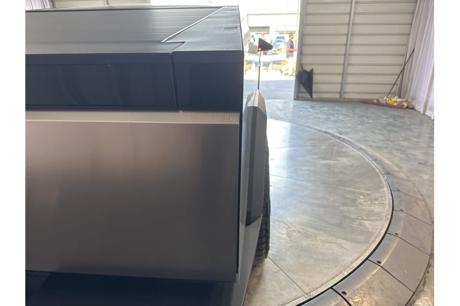 Thumbnail: 2024 Tesla Cybertruck - 10