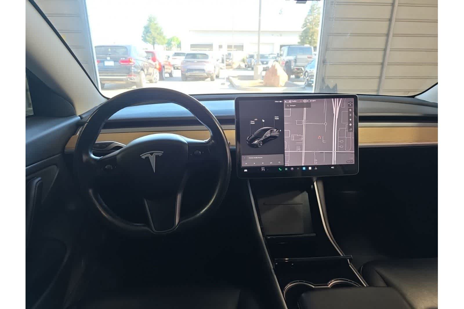 Thumbnail: 2018 Tesla Model 3 - 16