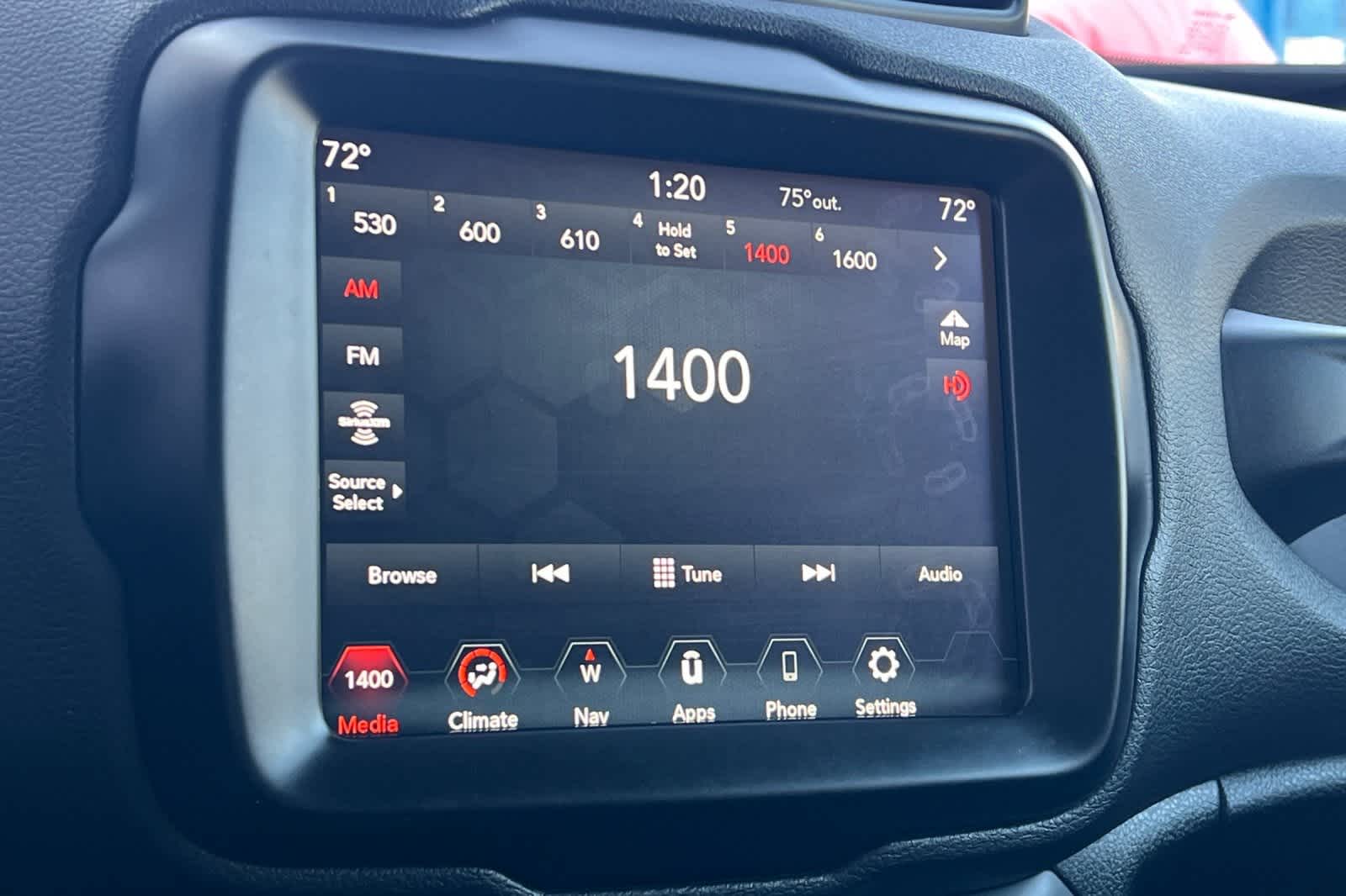 Thumbnail: 2023 Jeep Renegade - 21