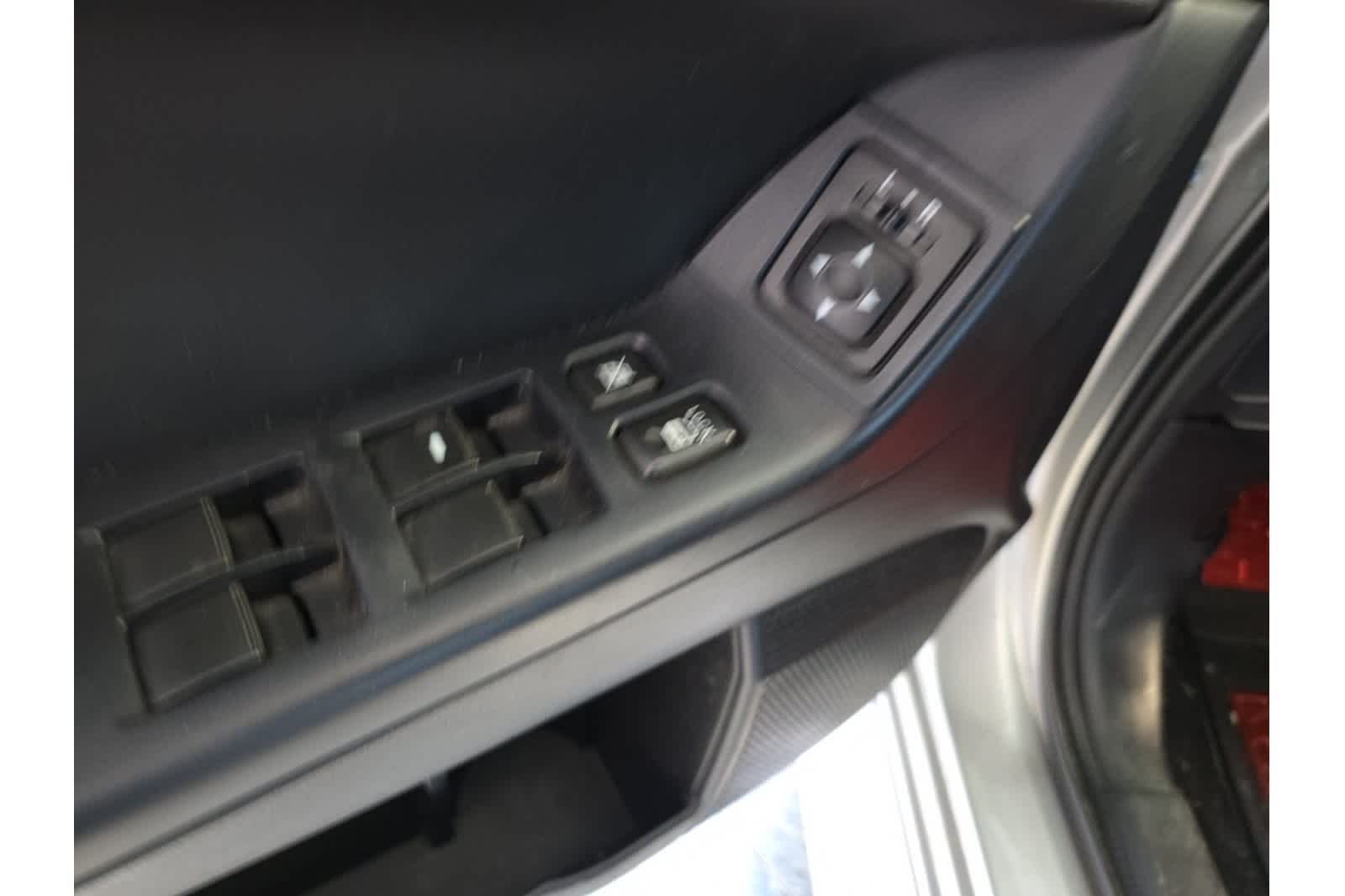 Thumbnail: 2016 Mitsubishi Lancer - 21